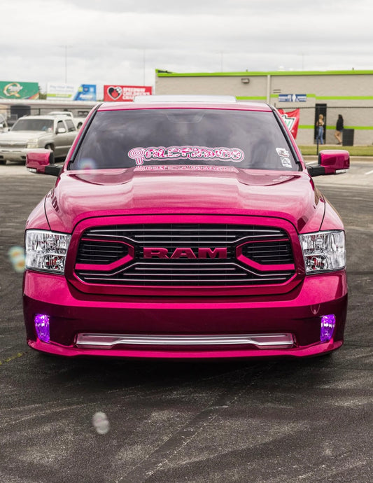 Hot pink / holographic engraved